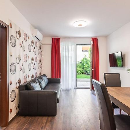 Corvin Residence Apartments Budapest Exterior foto