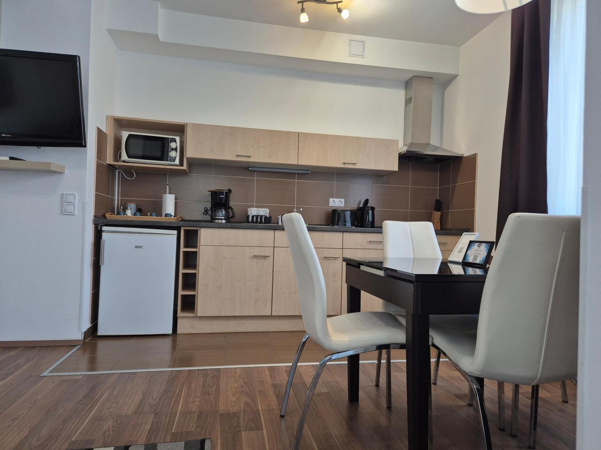 Corvin Residence Apartments Budapest Exterior foto