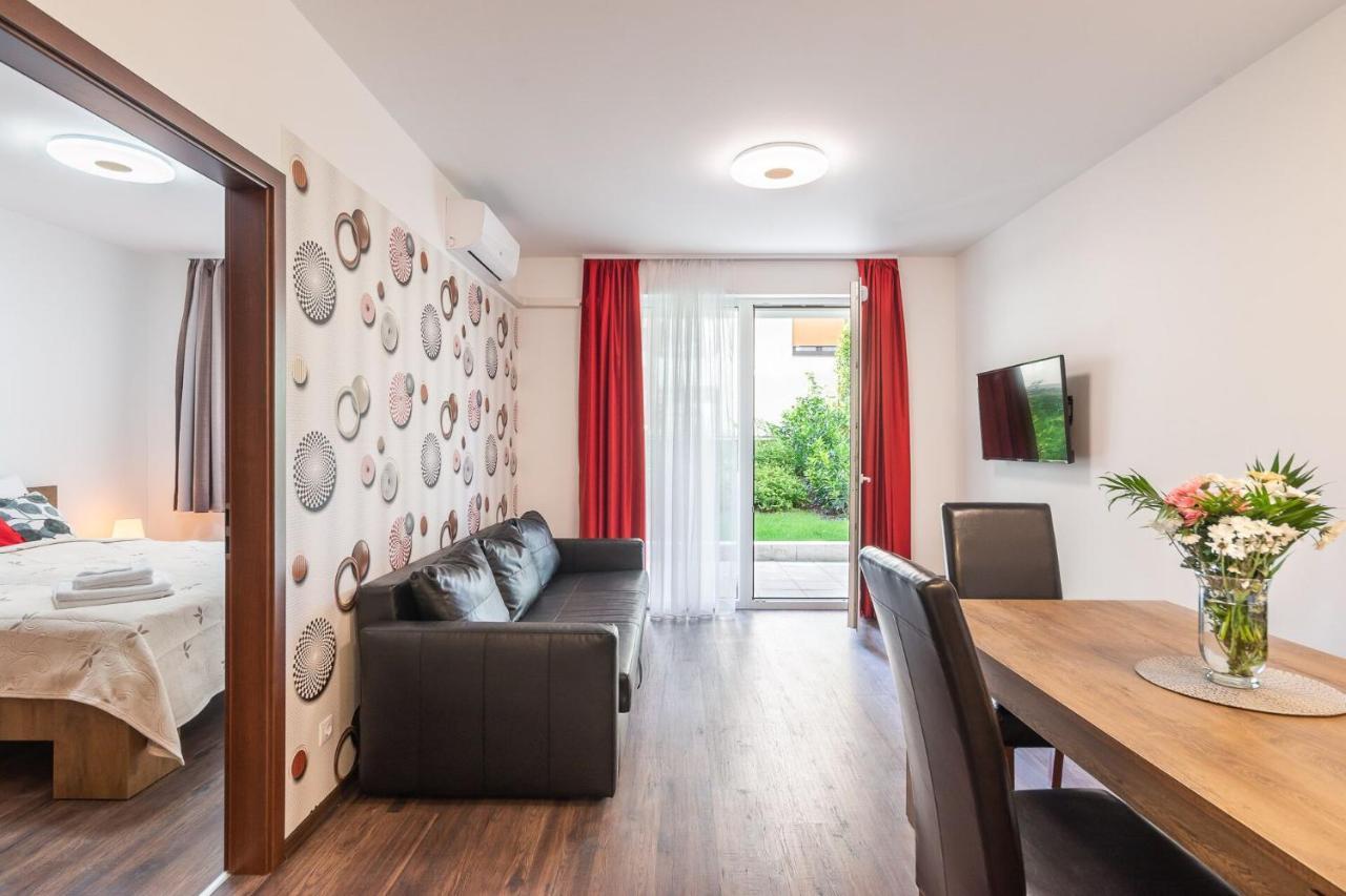 Corvin Residence Apartments Budapest Exterior foto