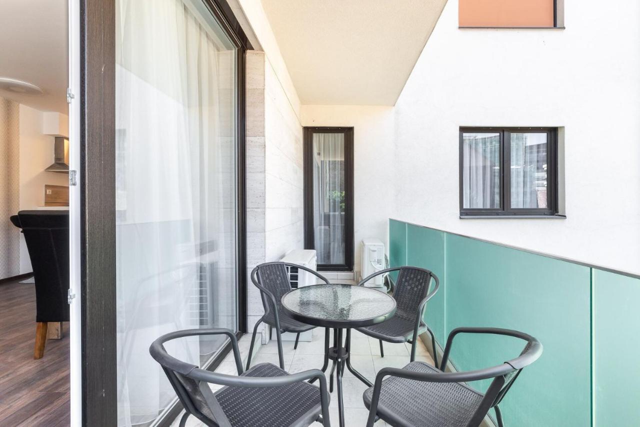 Corvin Residence Apartments Budapest Exterior foto