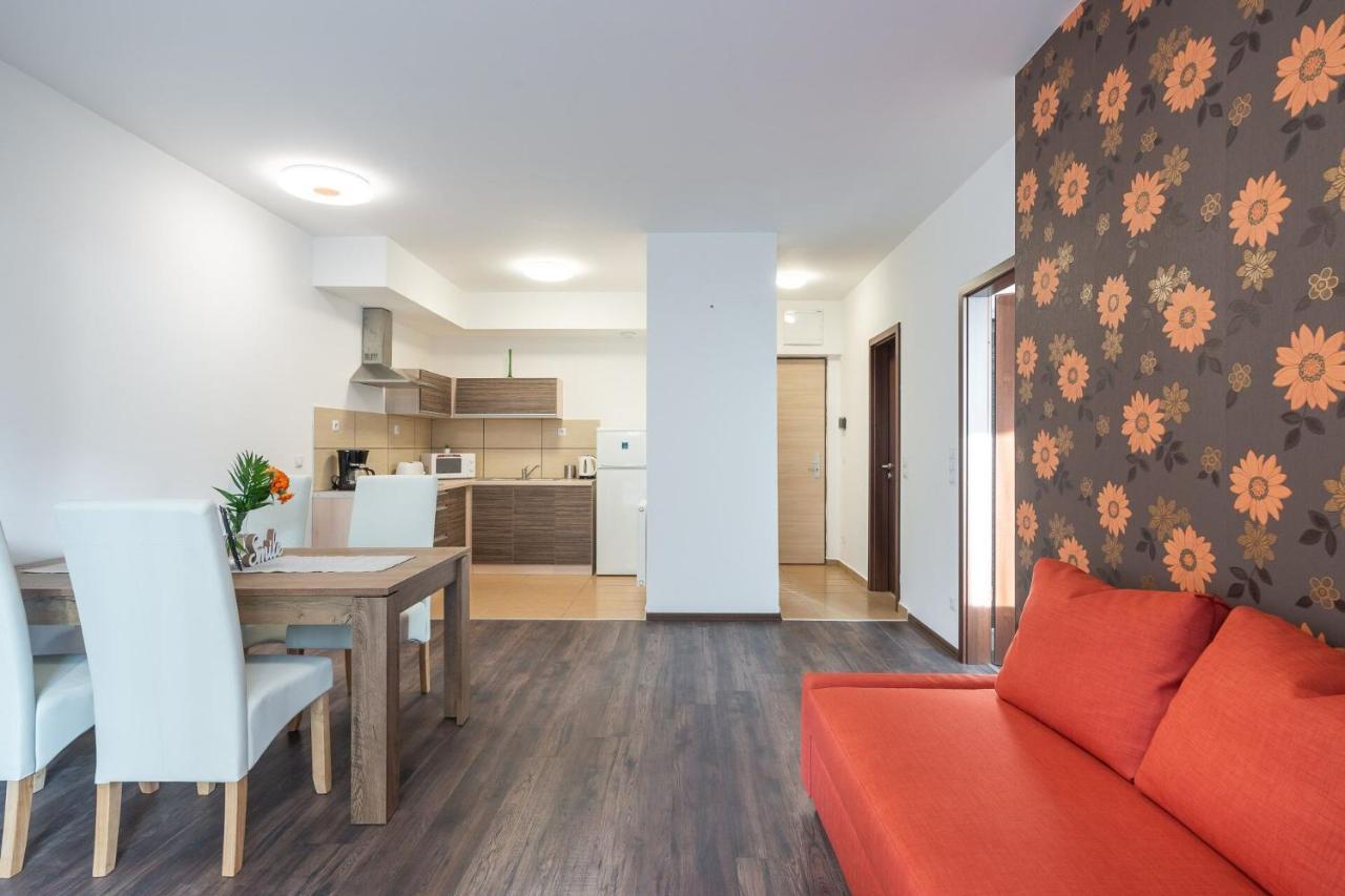 Corvin Residence Apartments Budapest Exterior foto
