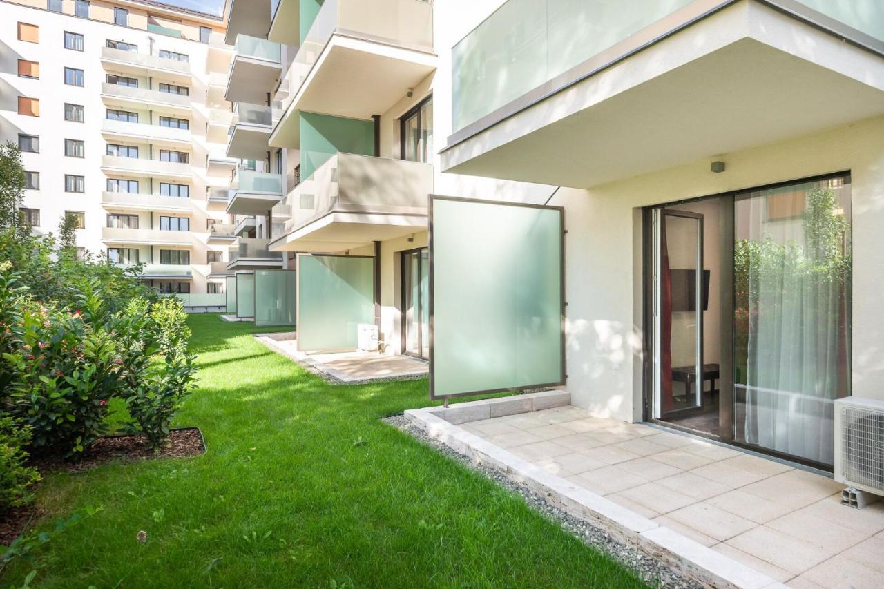 Corvin Residence Apartments Budapest Exterior foto